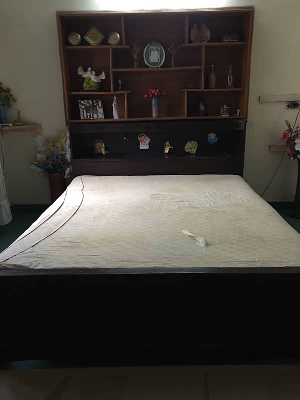 wood bed, dressing and mattress 2