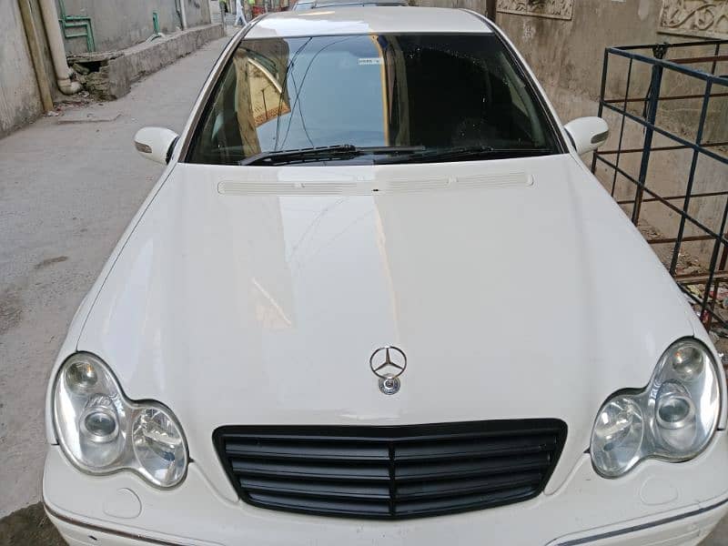 Mercedes C Class 2012 1