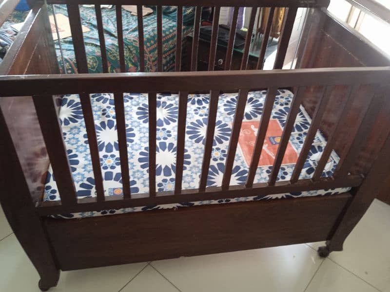 Baby/toddler wooden cot 4