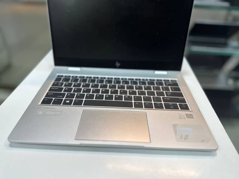 HP EliteBook 830 G6 Core i7 8th Gen, 16GB RAM, 512GB SSD, X360 Touch 1