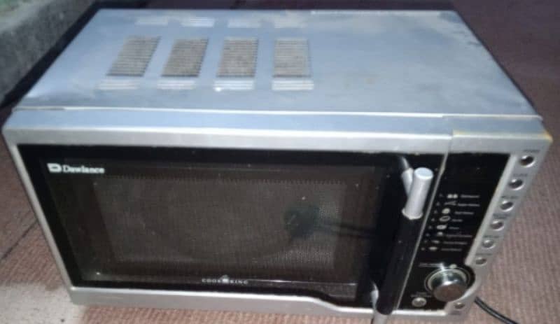 Good condition oven for sell Davlance company 5