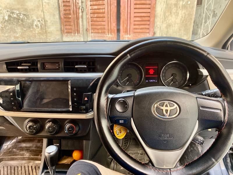 Toyota Altis Grande 2015 4