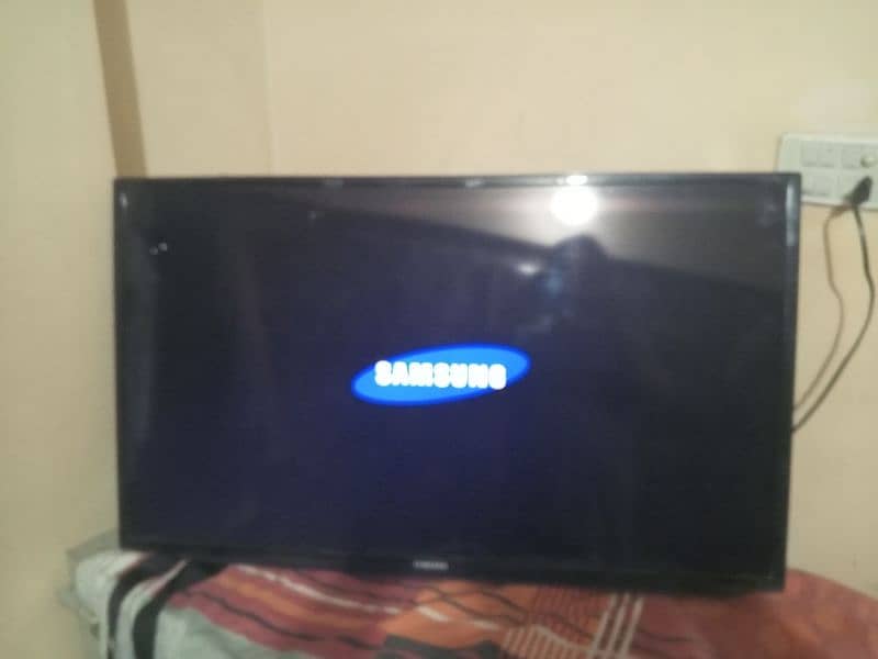 Samsung led tv(42) 3