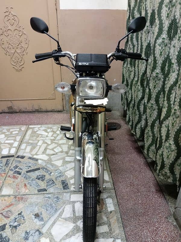 Honda CG 125 Gold Edition Model 2024 self start (0/3/2/0/4/0/9/2/4/2/9 2