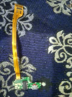 Tecno spark 4 lite charging board with strip All okay