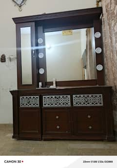 Dressing Table with 2 side tables