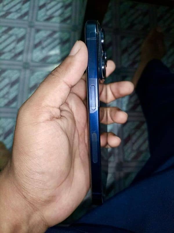 Iphone 15 pro 256gb non pta jv 3