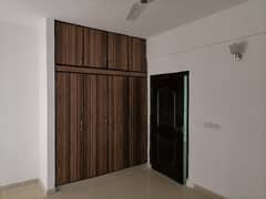 Buy your ideal 10 Marla Flat in a prime location of Lahore