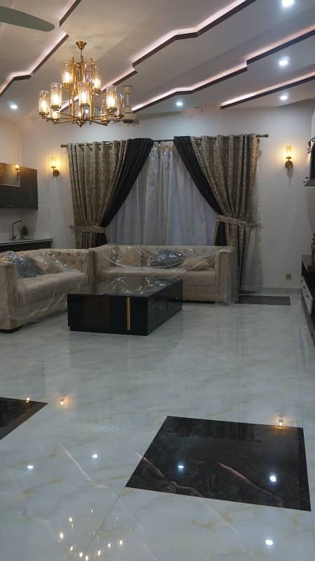 1 Kanal Fully Furnished House For Rent in Bahria Town Lahore 24