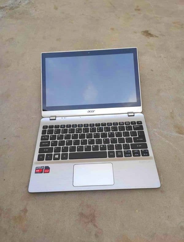 Laptop slim Touchscreen  HD 500 gb hard 0