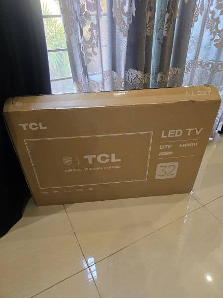 BRAND NEW TCL 32 INCH TV D3400 Only 35 Thousans 0