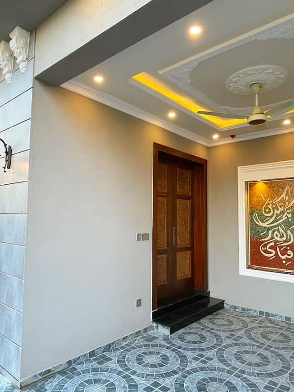 5 Marla Luxury House Available For RENT In DHA Phase 9 Town Lahore 4