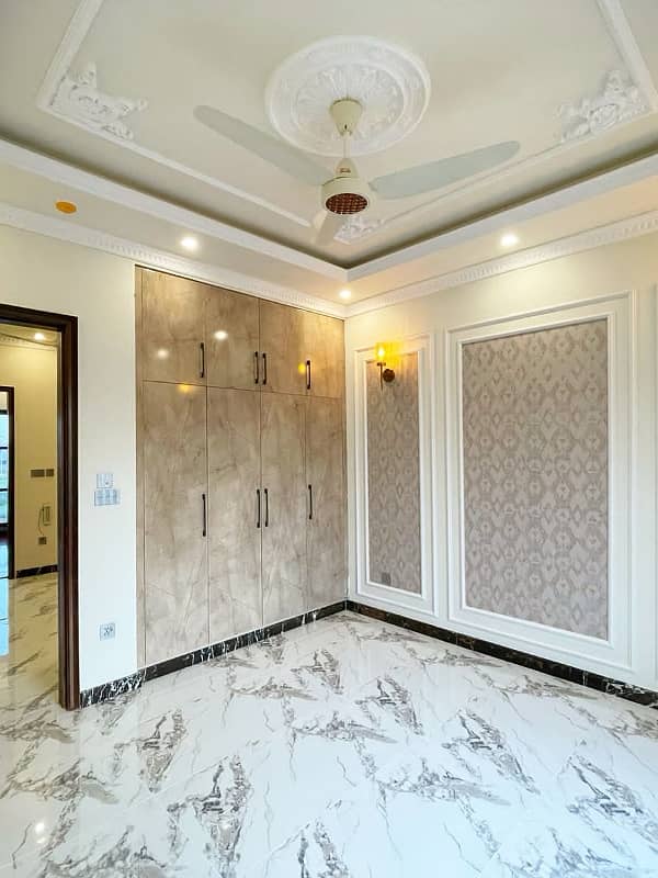 5 Marla Luxury House Available For RENT In DHA Phase 9 Town Lahore 22