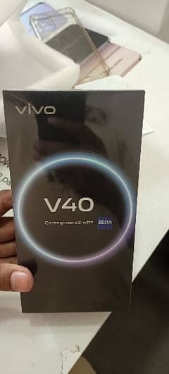 vivo v40