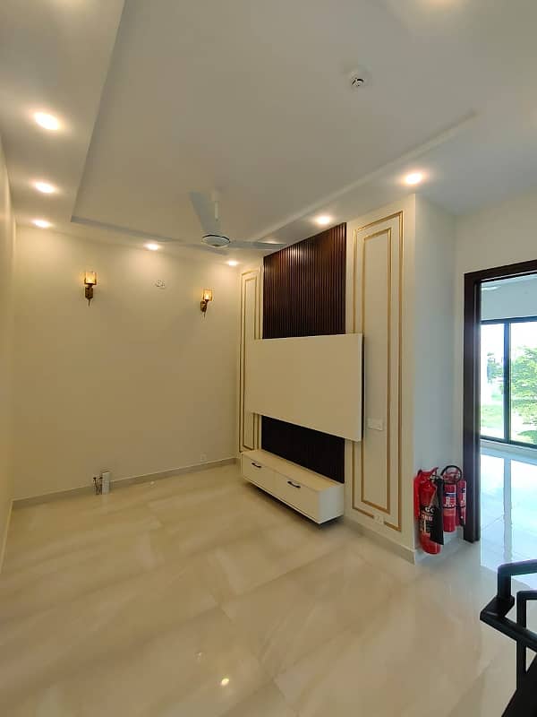 5 Marla Luxury House Available For RENT In DHA Phase 9 Town Lahore 9