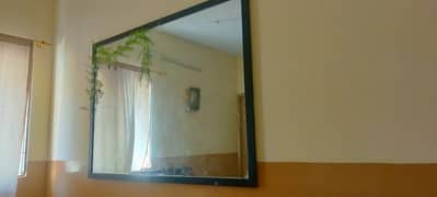 Metal frame mirror in good condition urgent sale