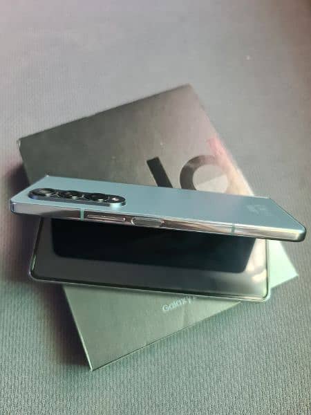 Samsung Galaxy Z Fold4 512GB Special Edition 7