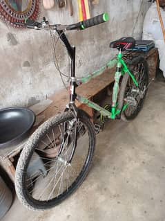 SPORTS BICYCLE FOR SALE FEW DAYS USED ONLY RS. 18500