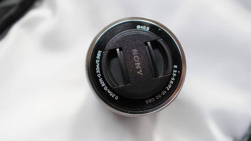 Sony lens 16.50  kit lens 1