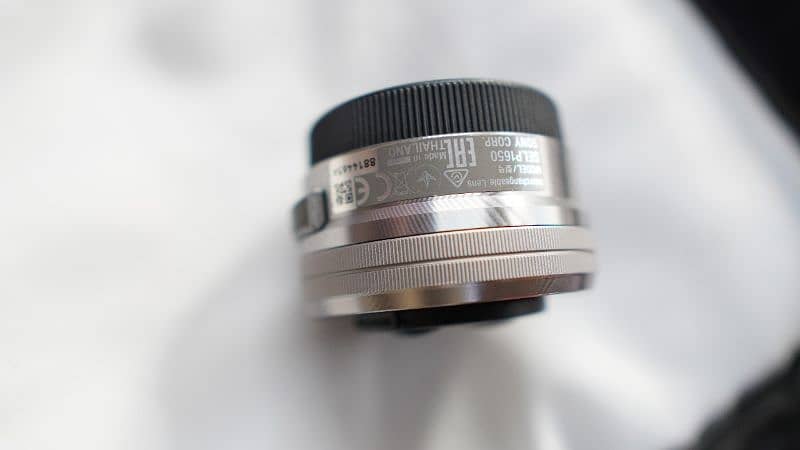 Sony lens 16.50  kit lens 2