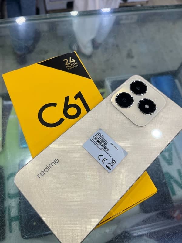 Realme C61 1