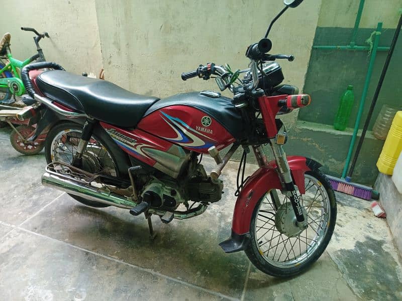 I am sale my Yamaha YE 100 junoon VIP bike 7