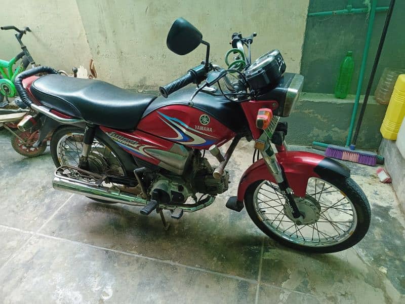 I am sale my Yamaha YE 100 junoon VIP bike 9