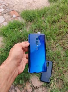 OnePlus 7 Pro with warp charger 03136295305