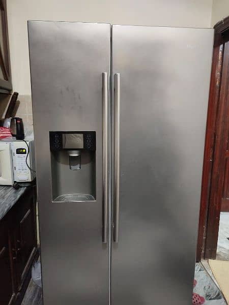 haier double door fridge / freezer 1