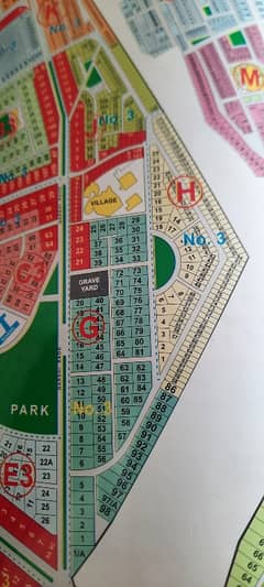 Gulbarg life changer 30 marla plot for sale