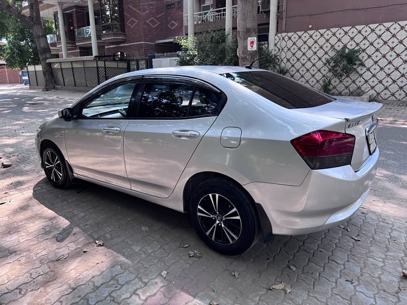 Honda City IVTEC 2011 4