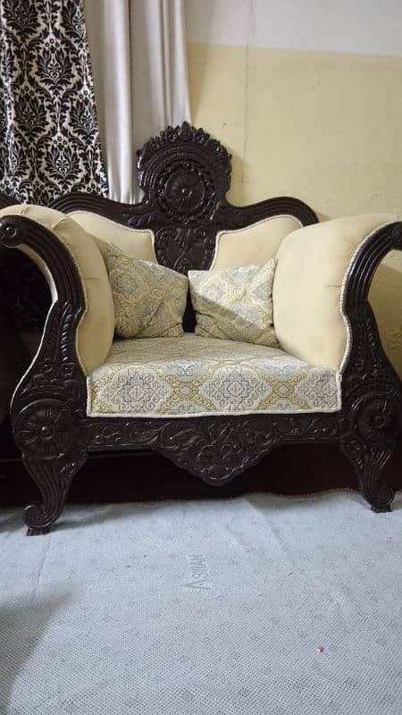 chinyoti Victorian sofa for sale 2