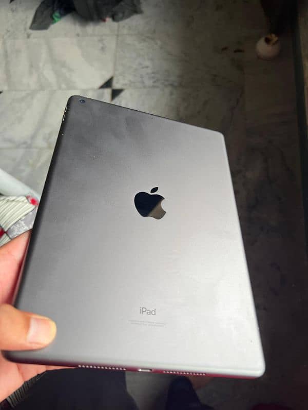 IPAD 9TH GEN 64GB COMPLETE BOX 3