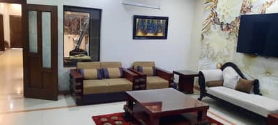 Johar Town 20 Marla Owner Build 60 Feet Road House For Sale