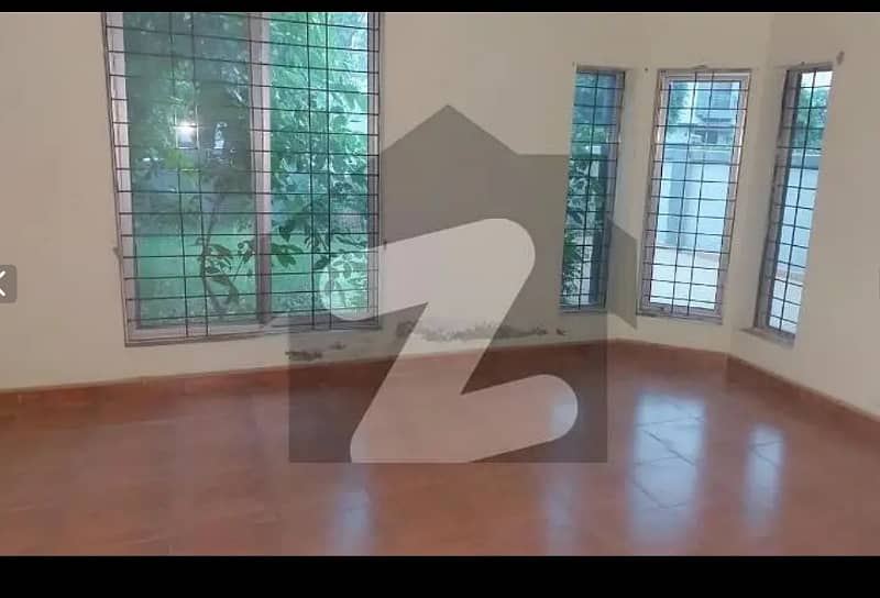 ARZ Properties offers 10 Marla House for Sale in Eden Lane villas 2 near Khaya bane amin Lahore. 0