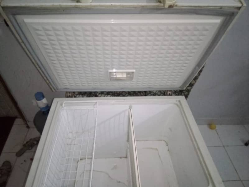 Dawlance Single Door Deep Freezer 2