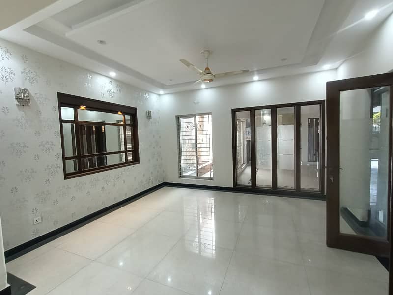 1 Kanal Corner Brand New Double Unit House For SALE In Johar Town 5