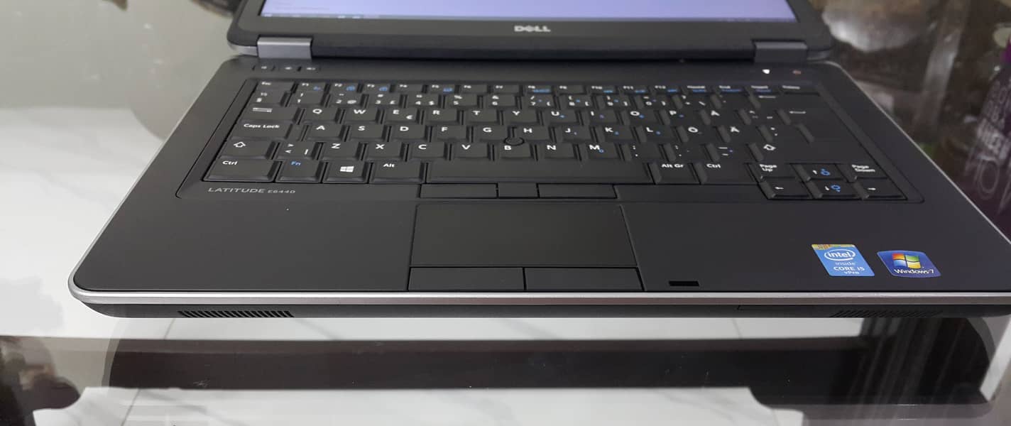 Dell Lattitude E6440, Corei5, 4th Gen, 120GB, 8GB 4