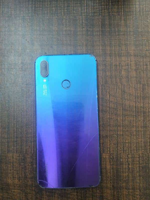 Huawei Nova 3i 1