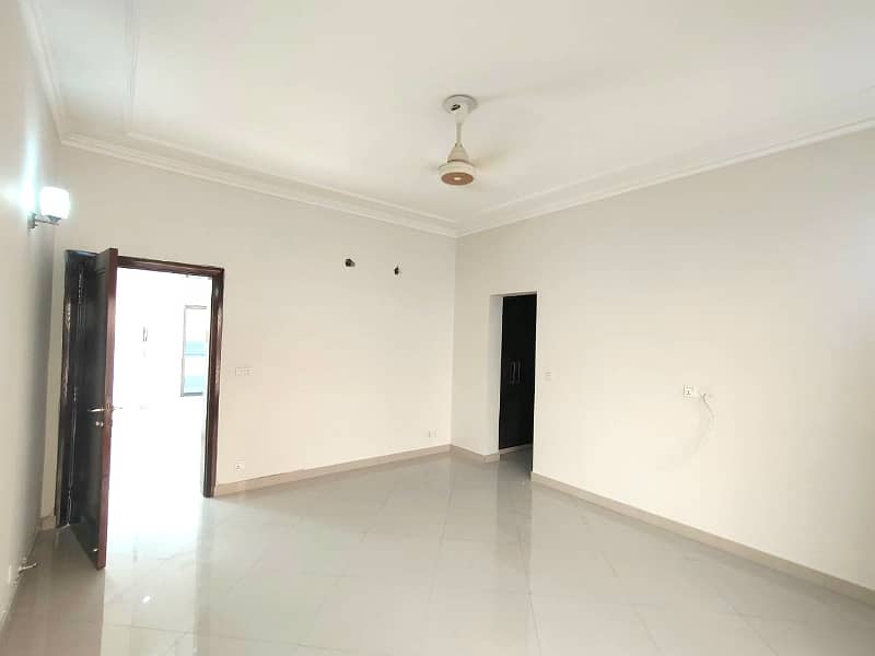 20 Marla Upper Portion For Rent In DHA Phase 3 Lahore Owner Built House 6