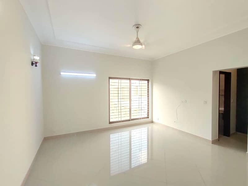 20 Marla Upper Portion For Rent In DHA Phase 3 Lahore Owner Built House 14