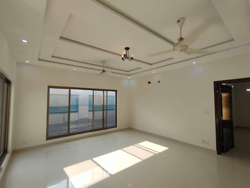 20 Marla Upper Portion For Rent In DHA Phase 3 Lahore Owner Built House 21