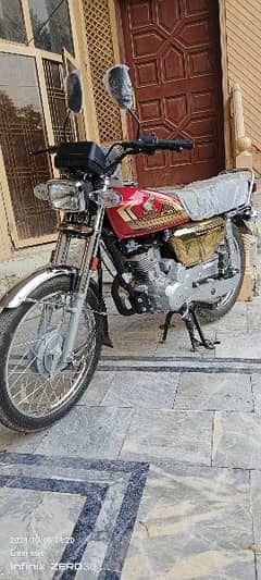 Honda 125 GOLD EDITION 2025 MODEL