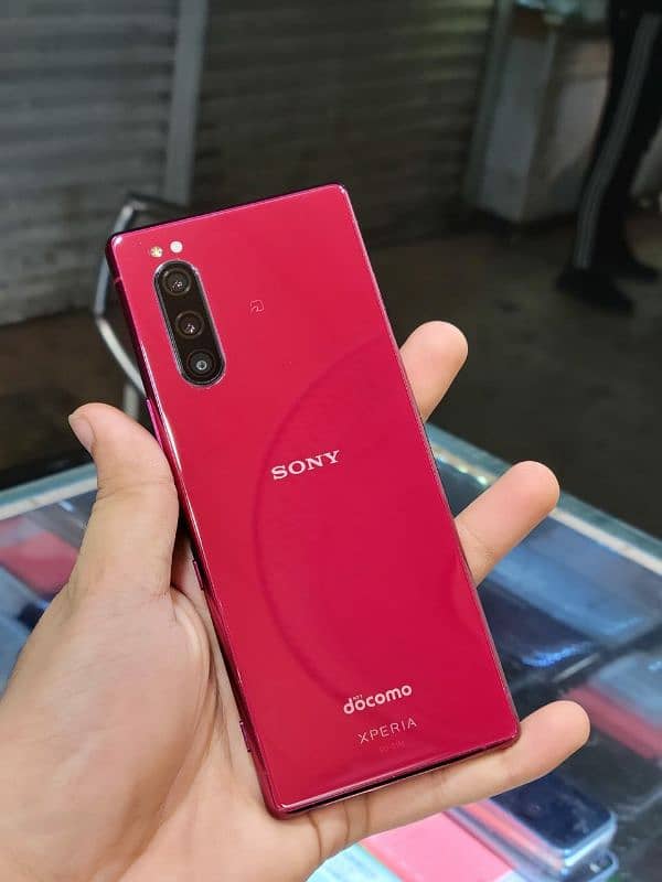 SONY XPERIA5 
NON PTA
 6/64 GB
2 MONTHS SIM TIME AVAILABLE 1