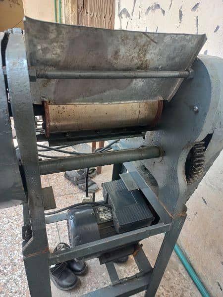 Roller machine with single phase motor 4