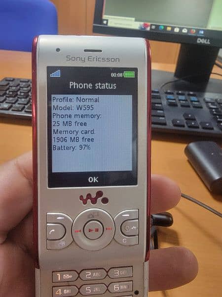 Sony Ericsson w595 3