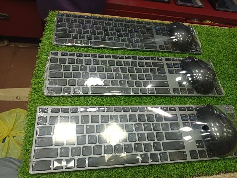 Dell wk717 keyboard and mouse pair multi davice 1