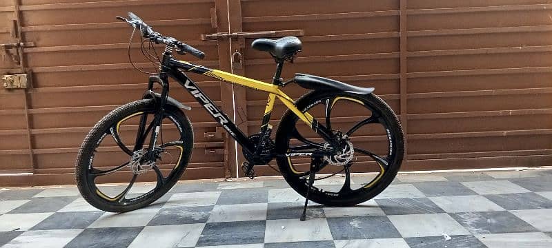 ** VIPER Mountain Bike – Brand New & Ready to Ride! ** 0