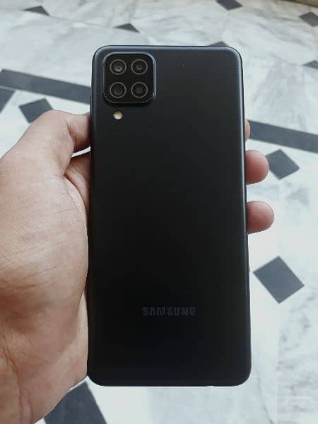 Samsung A12 4/64 with Box 1