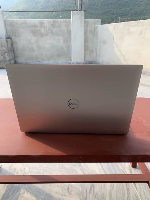 Dell Precision 5540 i7/9th Gen 16/512,4GB Nvidia Quadro T1000 4K Touch 5